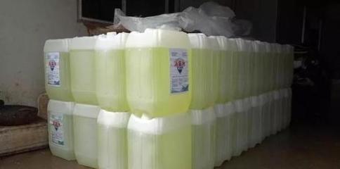 近20噸流入市場！廣西洗滌劑廠違規(guī)勾兌消毒液遭查處